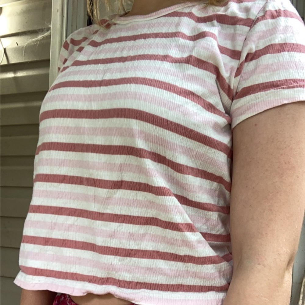 Brand-True Craft Size-Small Color-dark and light pink and white strips